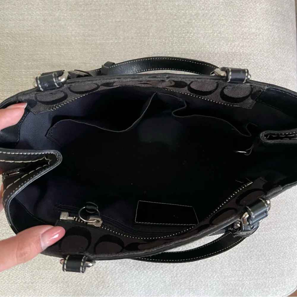 Coach Black Signature Canvas Satchel Tassle Leather Accents J04M-6038 - Picture 6 of 13